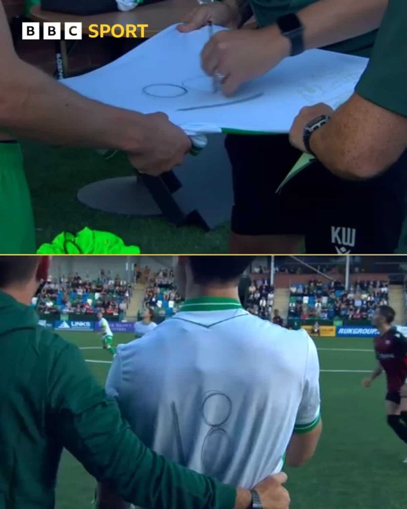 Futbalisti si s nevšednou situáciou poradili svojsky. Zdroj: X/Match of the Day